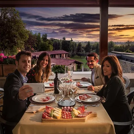 Hotell Valle Del Marta 4*